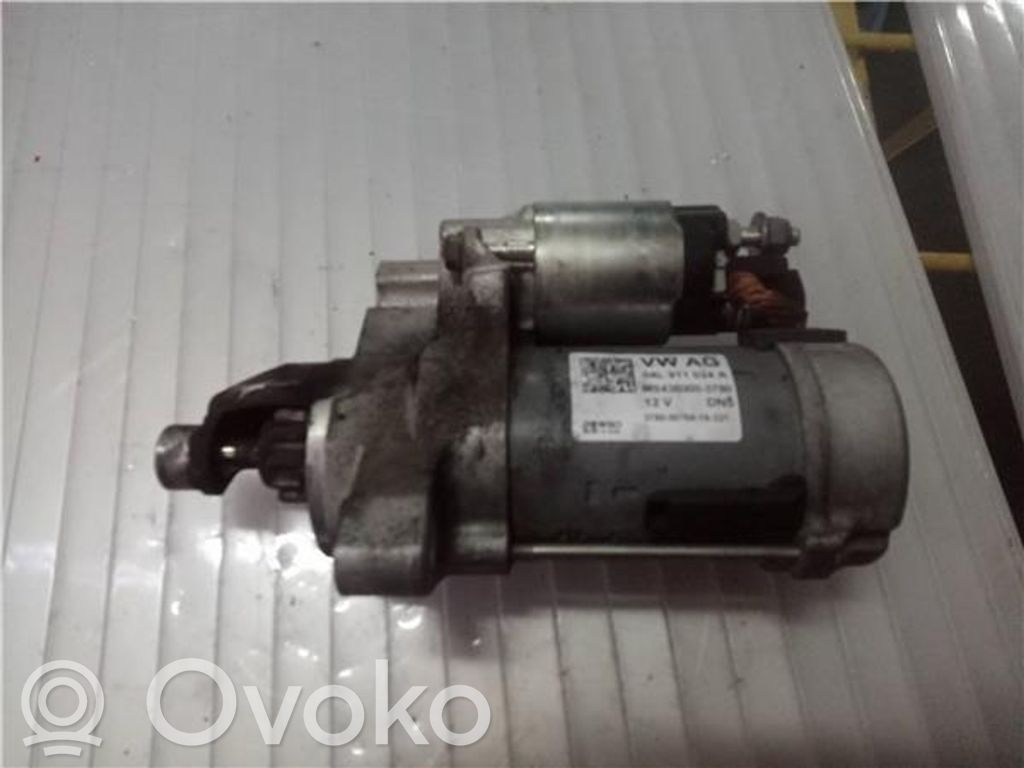 Audi A4 S4 B9 Starteris 