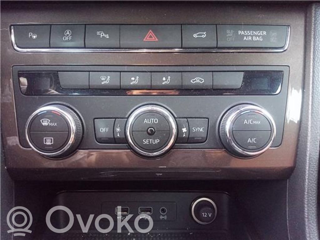 Interruptor del aire acondicionado (A/C)   5F0907044BD