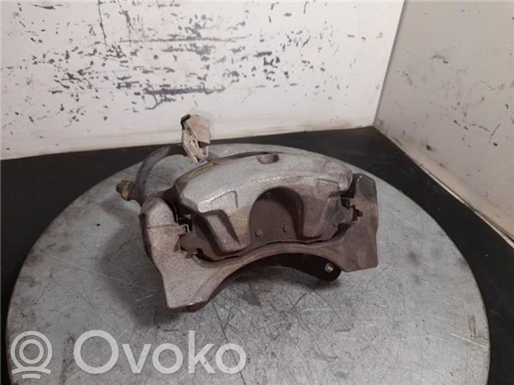 Dodge Caliber Zacisk hamulcowy przedni 