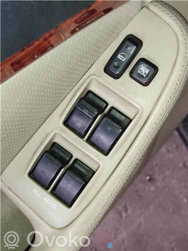 Toyota Avensis T220 Przyciski szyb 