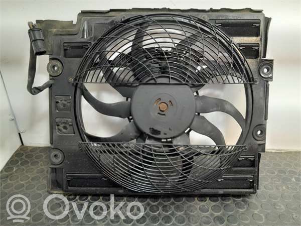 BMW 5 E39 Elektrisks radiatoru ventilators 