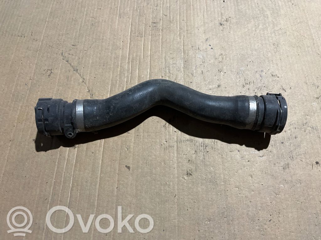 BMW 3 E90 E91 Engine coolant pipe/hose 