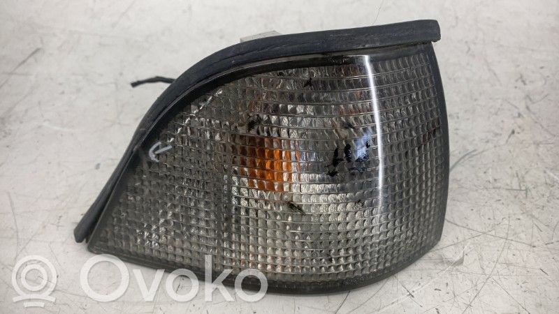 BMW 3 E36 Front fender indicator light 