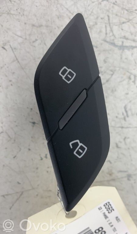 Audi Q3 8U Central locking switch button 