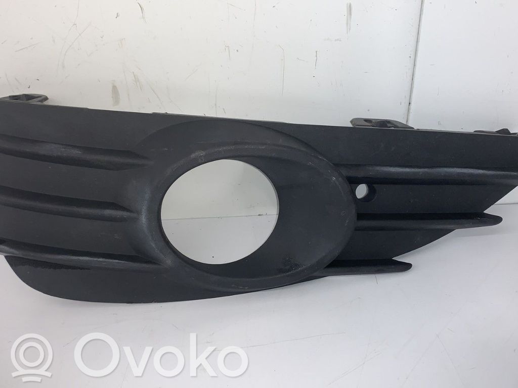 Opel Astra H Listwa zderzaka przedniego 