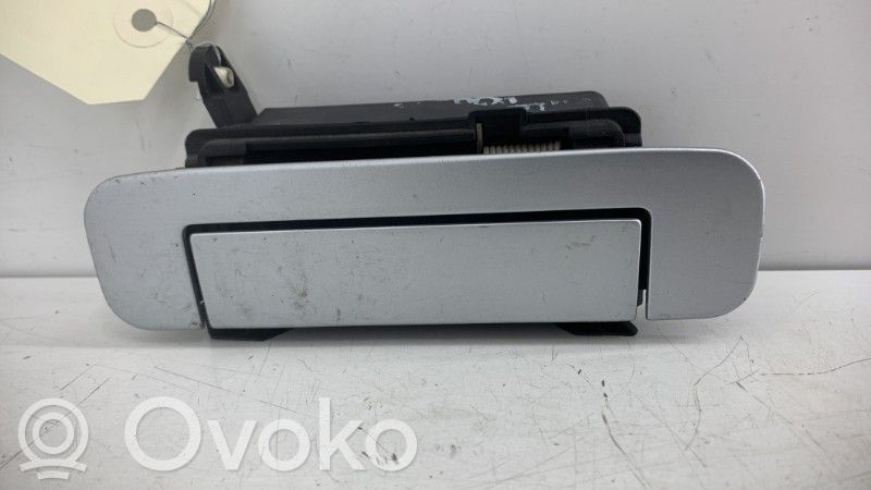 Audi A4 S4 B5 8D Manecilla externa puerta trasera 