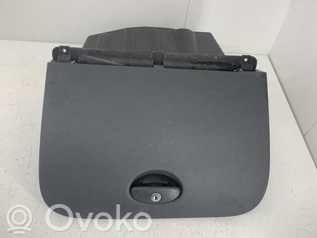 Citroen C5 Glove box set 
