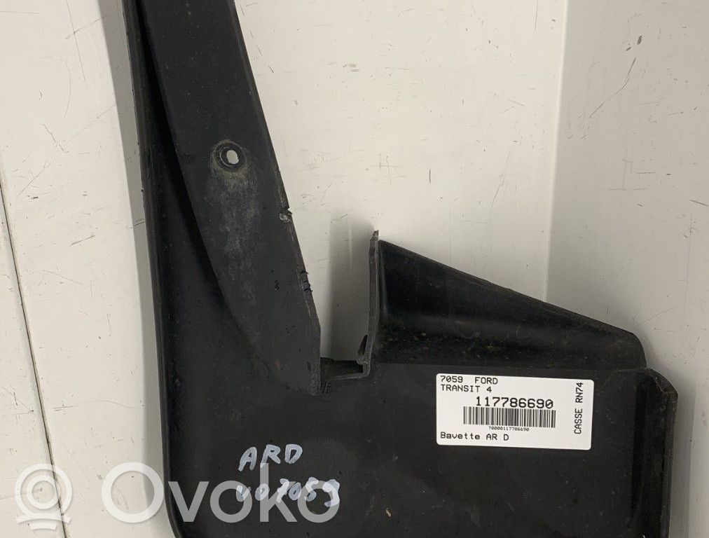 Ford Transit Guardabarro trasero 