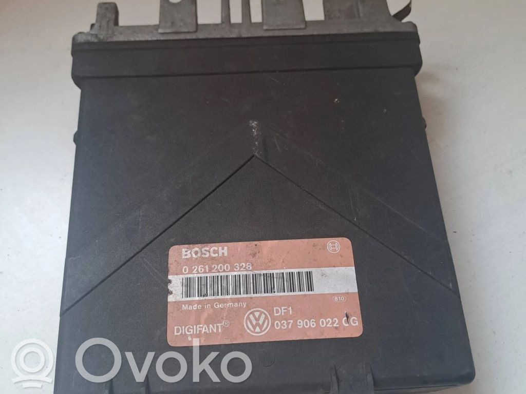 Audi 80 90 S2 B4 Engine control unit/module 