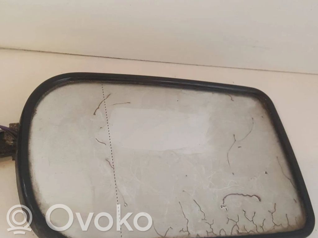 BMW 7 E38 Veidrodėlio stiklas 