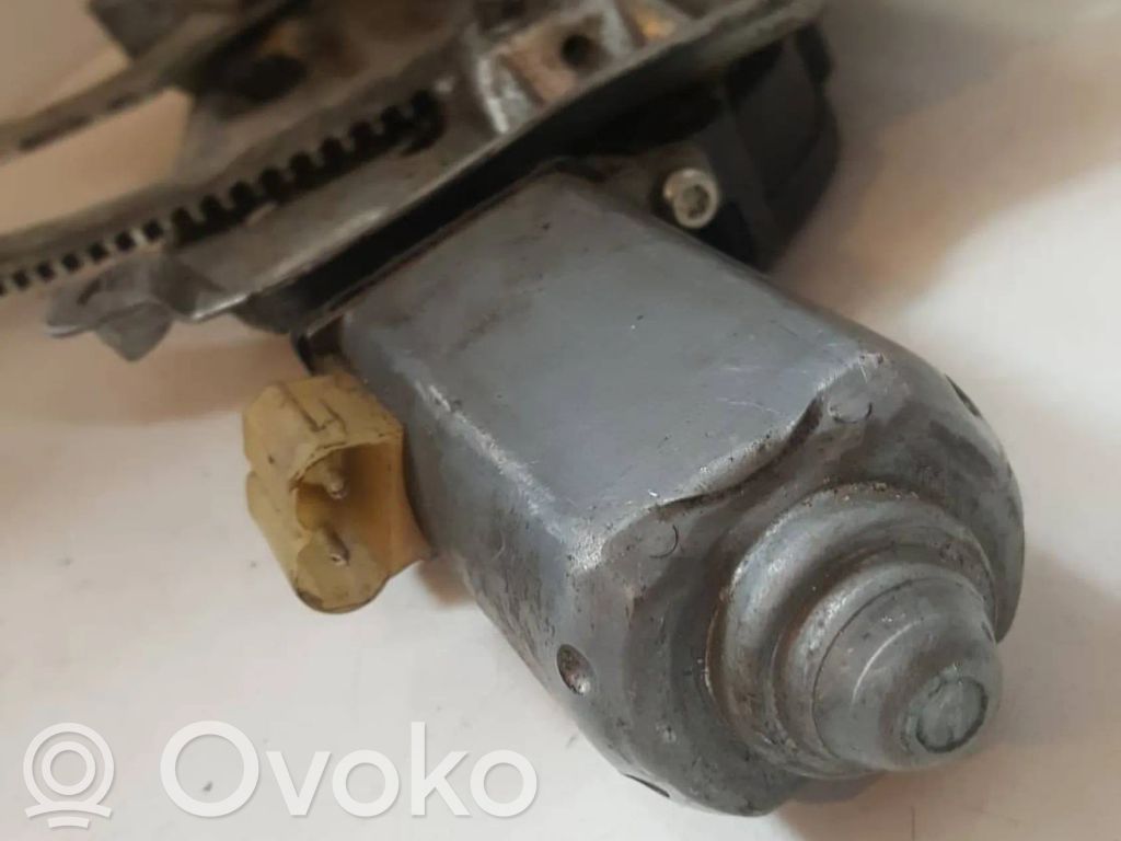BMW 3 E36 Moteur de lève-vitre de porte arrière 