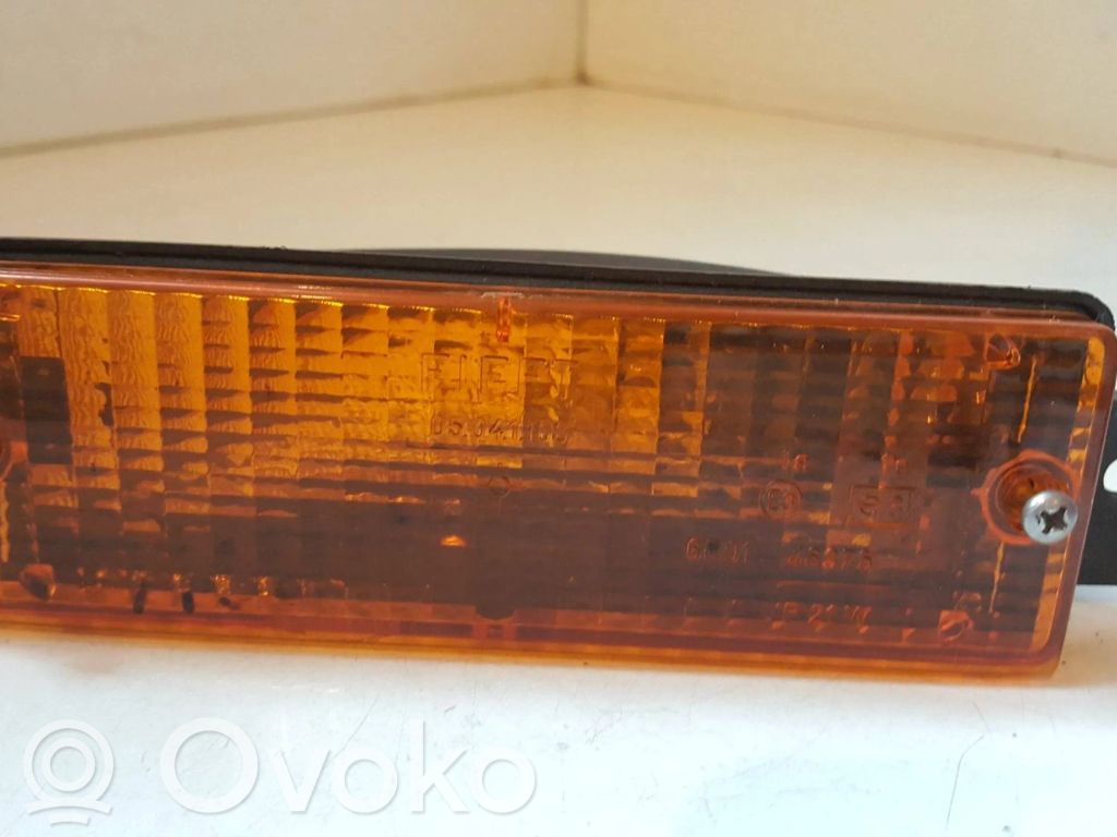 BMW 3 E30 Etusuuntavilkku 