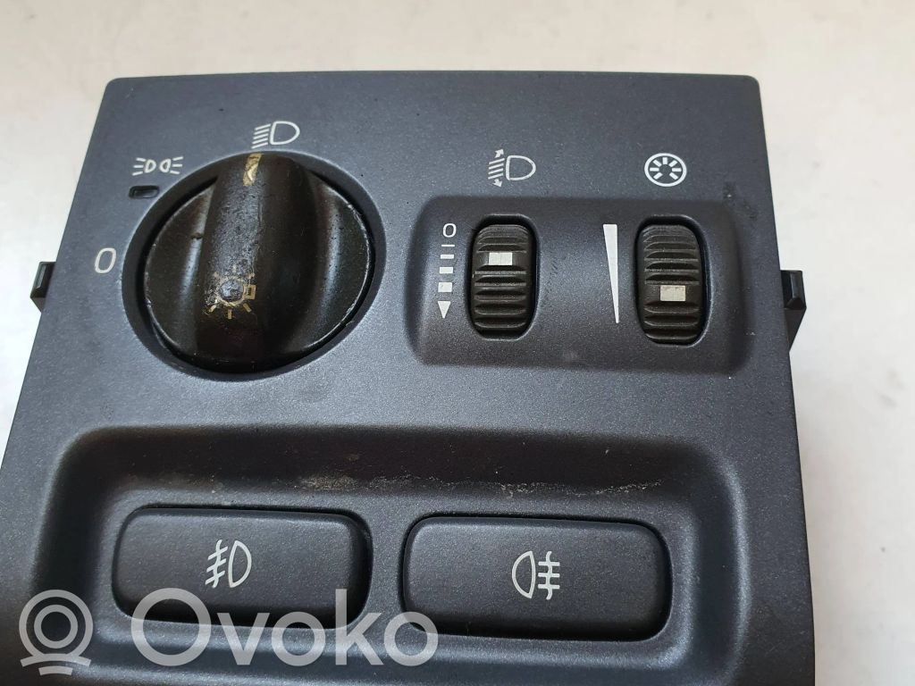 Light switch   30613945,140600
