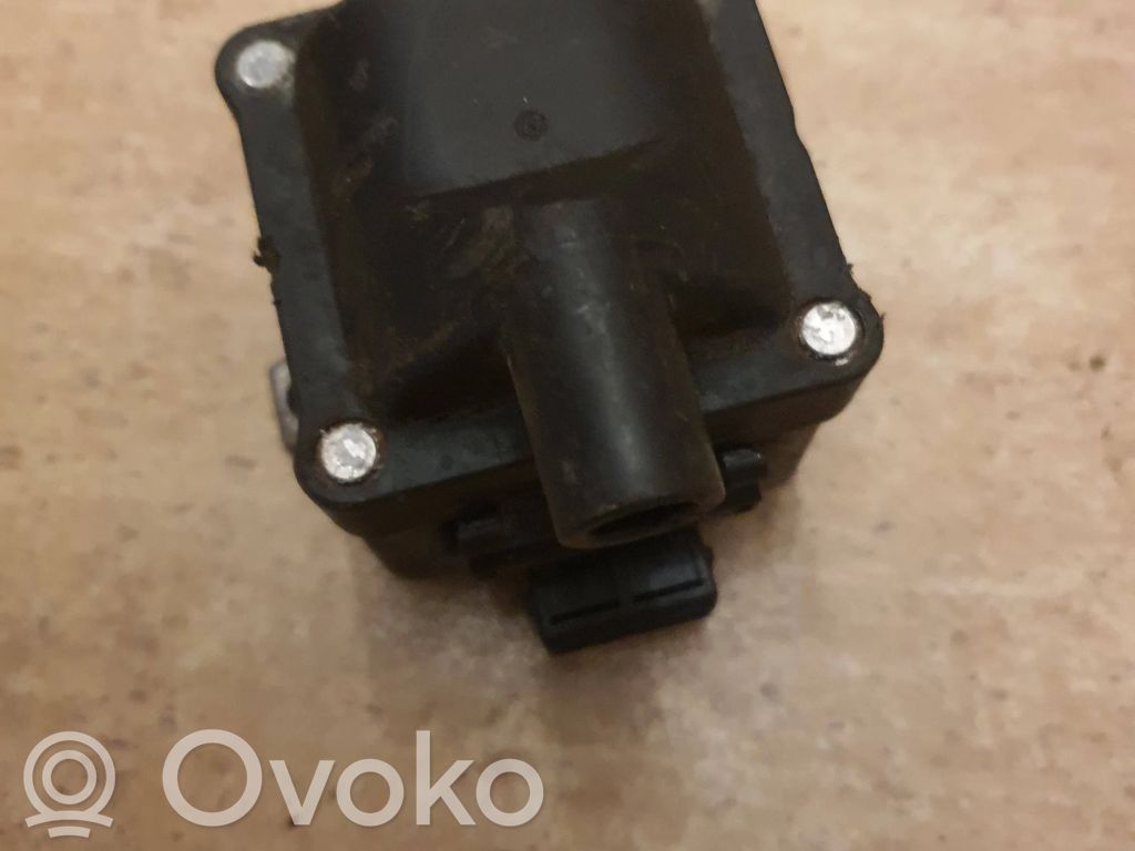Volkswagen Golf III Cewka zapłonowa wysokiego napięcia 