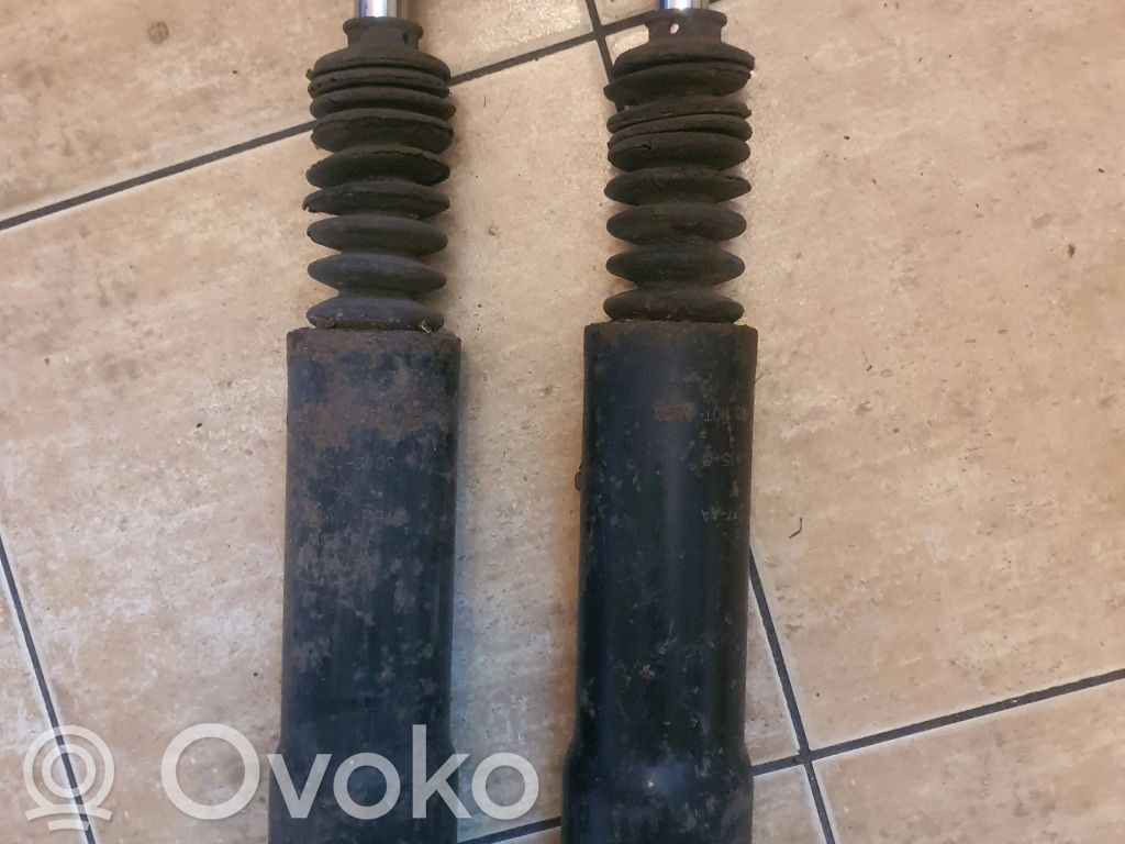Stoßdämpfer hinten   87BB18K077AA,08380VV,63012101350