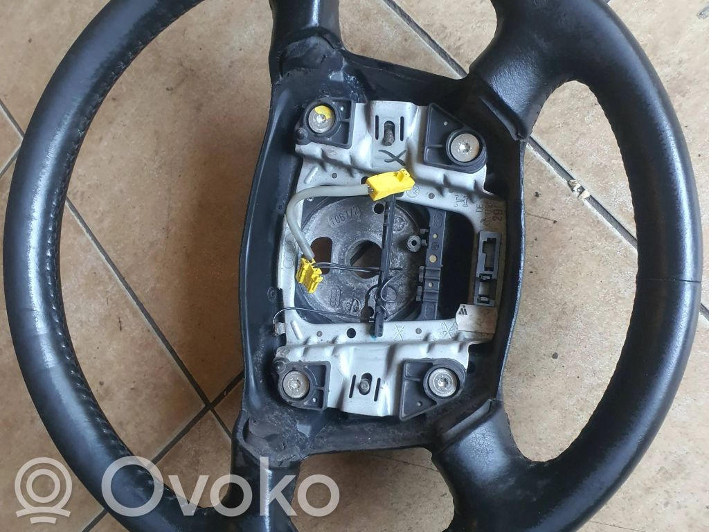 Audi A4 S4 B5 8D Ohjauspyörä 