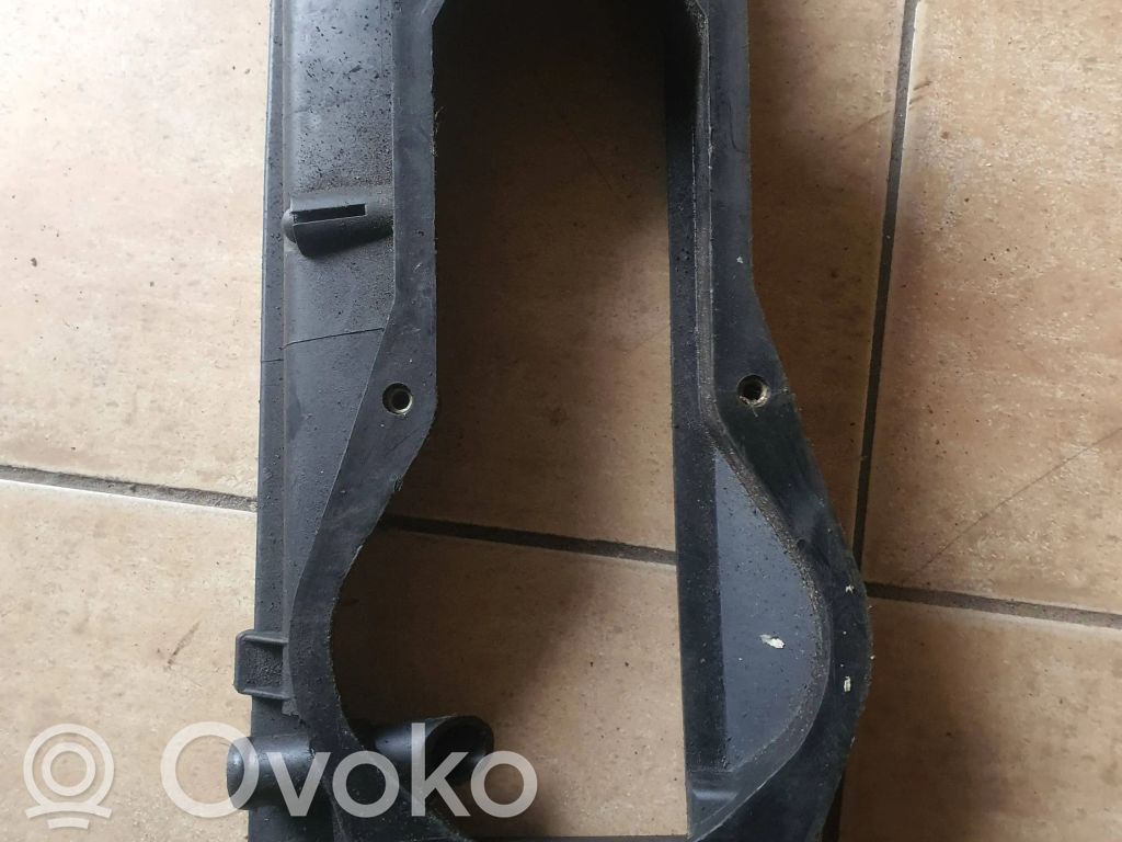 Volkswagen Golf II Obudowa filtra powietrza 