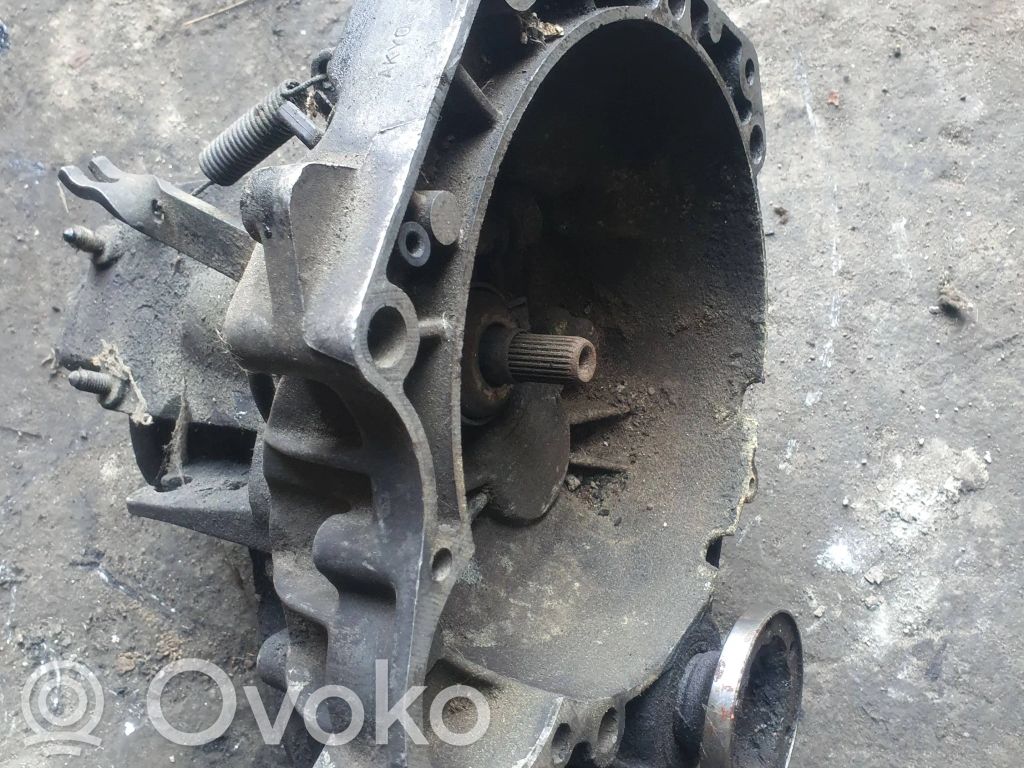 Volkswagen Golf III Manual 4 speed gearbox 