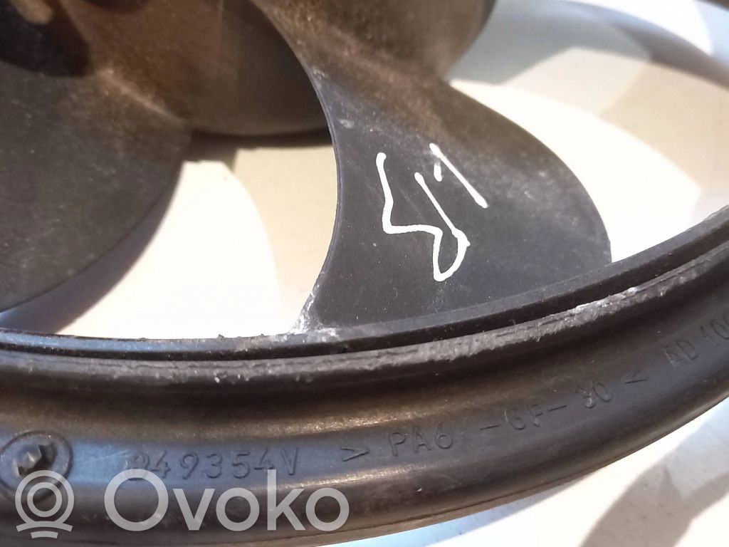 Audi A4 S4 B5 8D Elektrisks radiatoru ventilators 