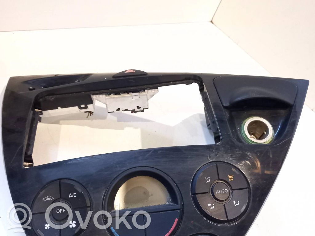 Ford Focus Oro kondicionieriaus/ klimato/ pečiuko valdymo blokas (salone) 
