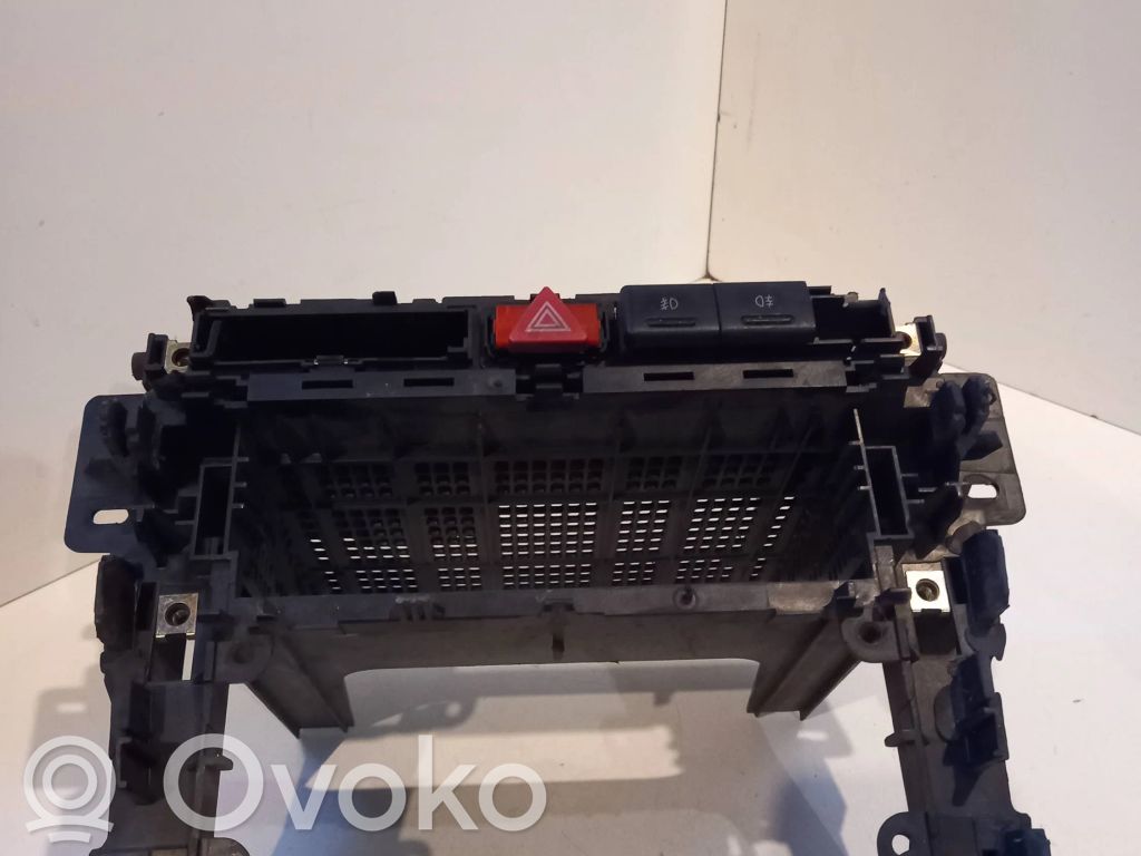 Audi A4 S4 B5 8D Mukiteline 