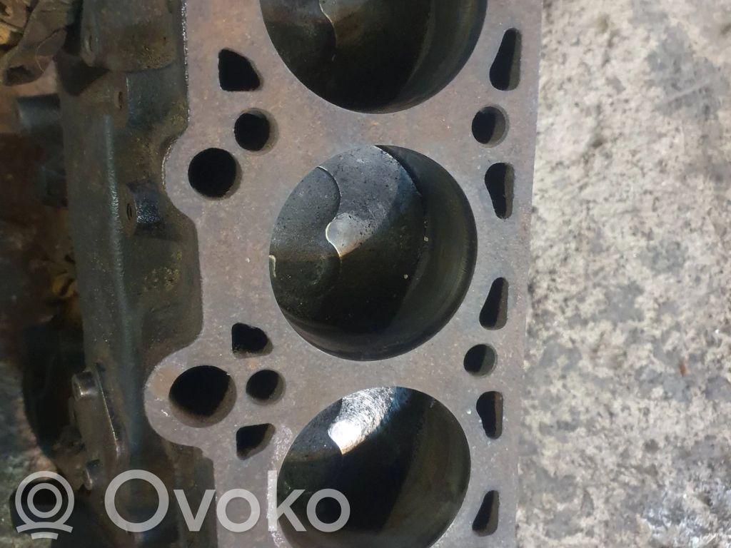 Volkswagen Golf II Blok silnika 