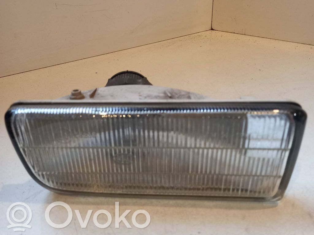 BMW 3 E36 Miglas lukturis priekšā 