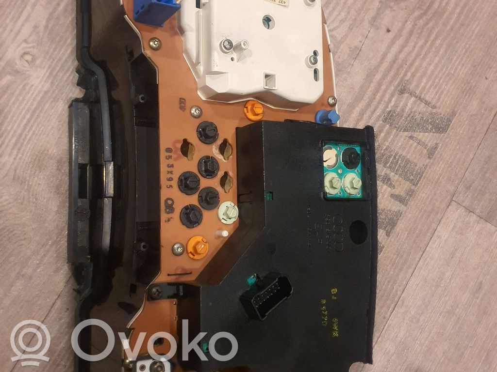 Audi 80 90 S2 B4 Tachimetro (quadro strumenti) 