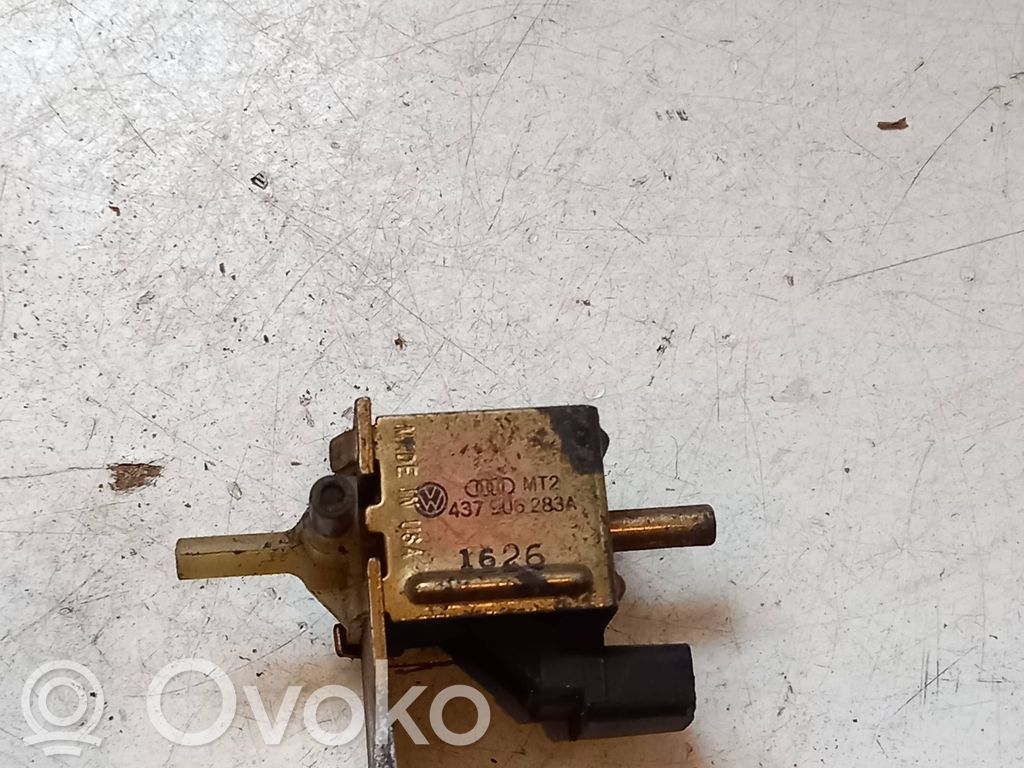 Audi A4 S4 B5 8D Solenoidinis vožtuvas 