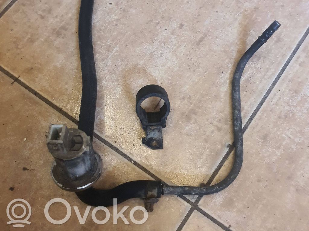 Audi 80 90 S2 B4 Zawór podciśnienia / Elektrozawór turbiny 