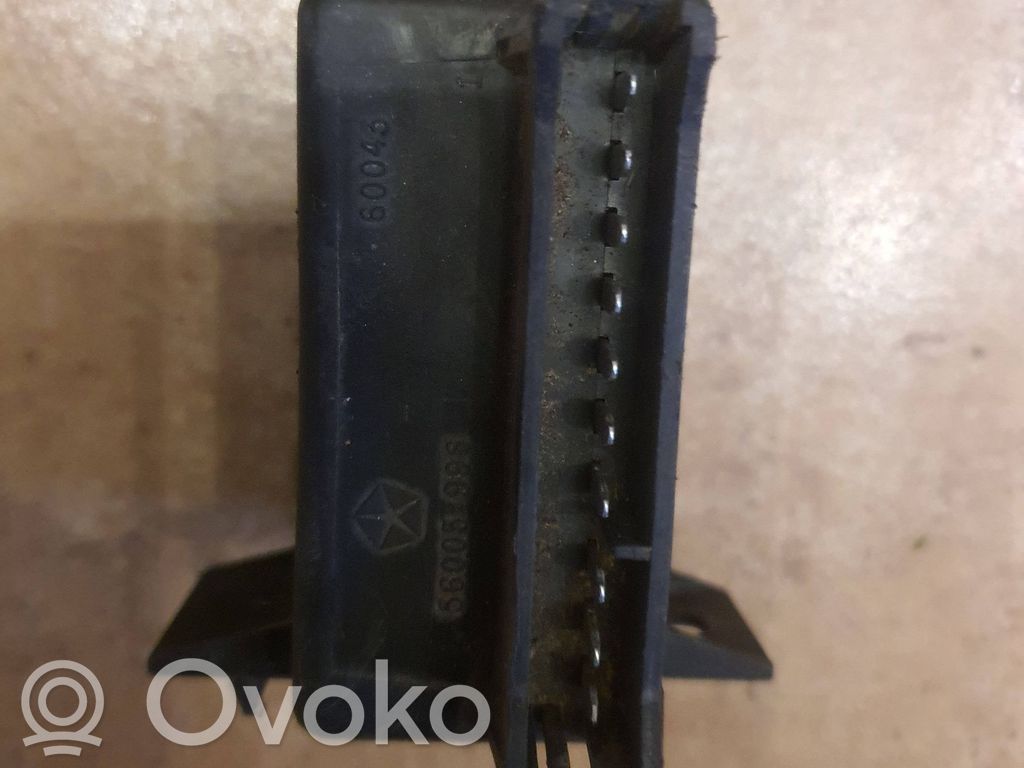 Jeep Cherokee Šviesų modulis 
