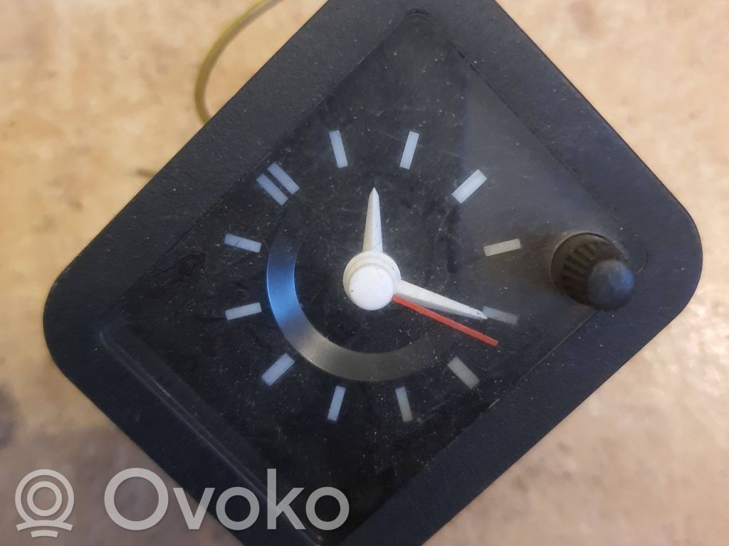 Kello   83BB15000B1B,098879