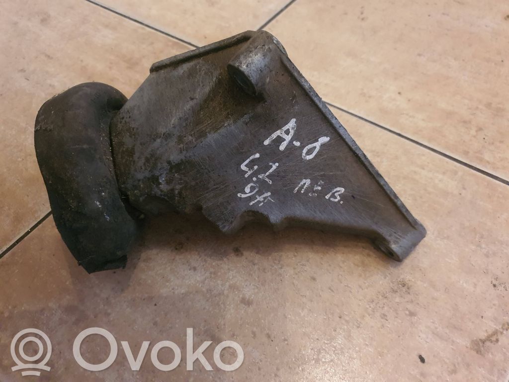 Audi A8 S8 D2 4D Engine mounting bracket 