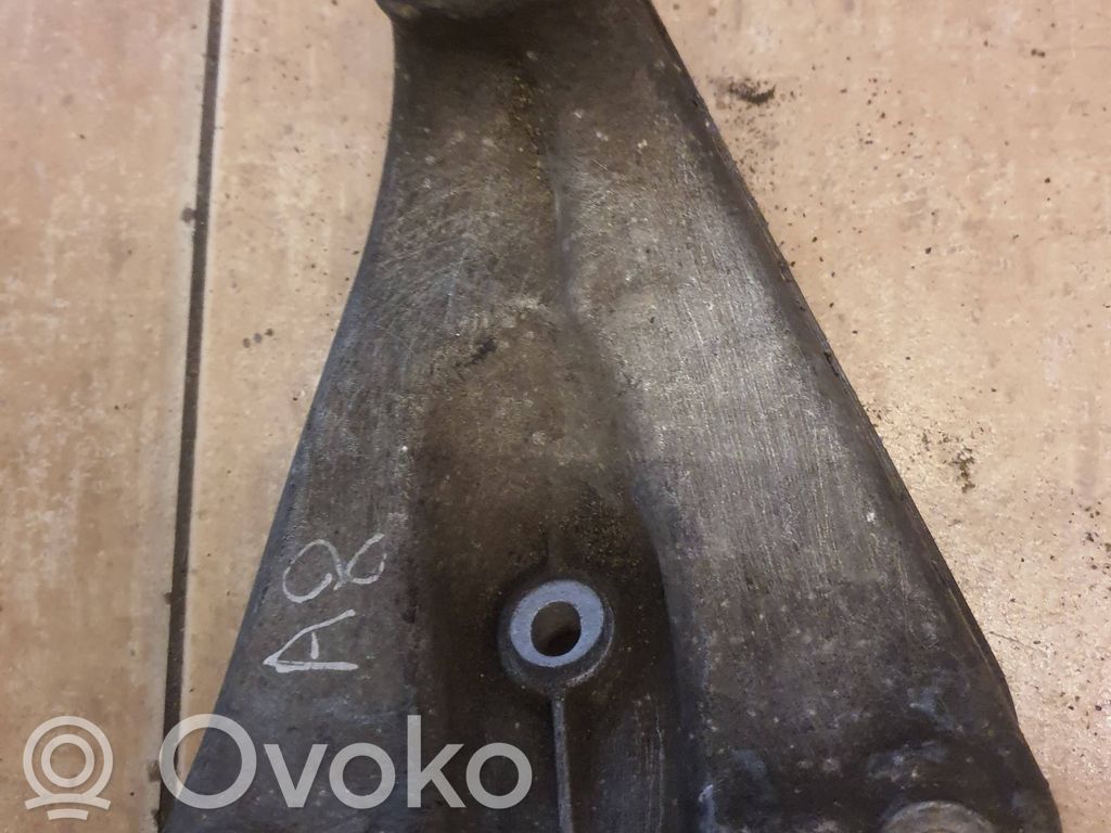 Engine mounting bracket   4D0199308AC