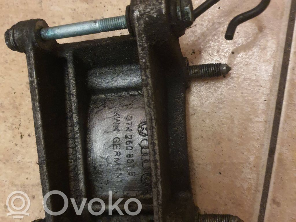 Volkswagen Multivan T4 A/C compressor mount bracket 