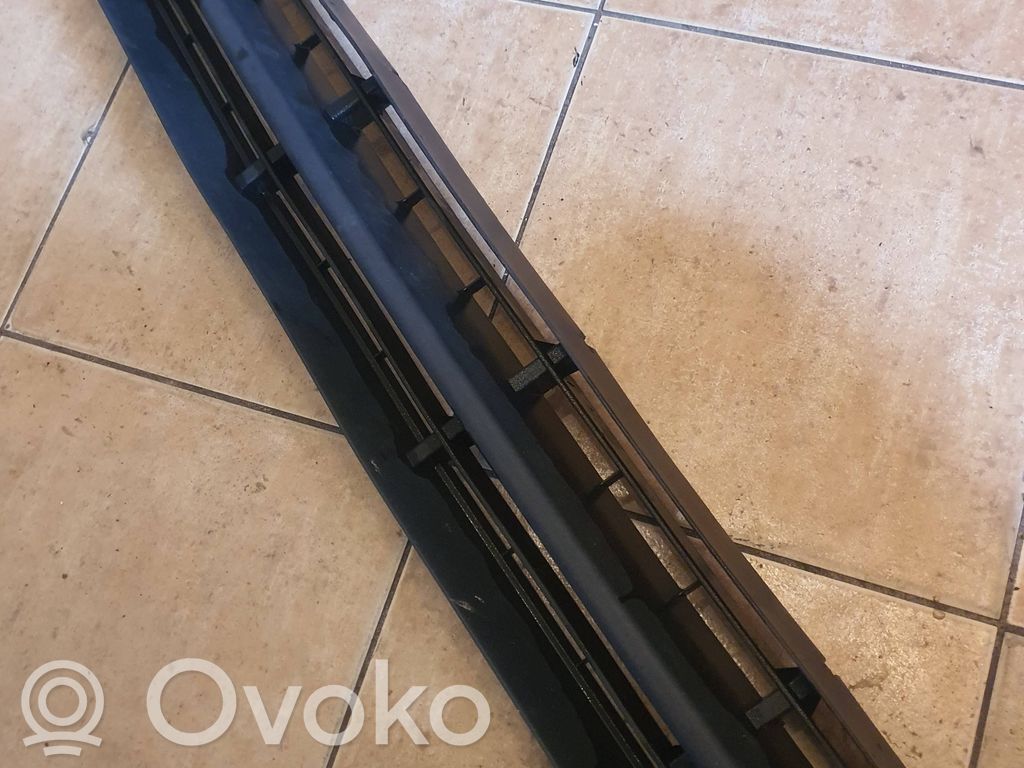 Front bumper lower grill   2M51A018A58,0097A