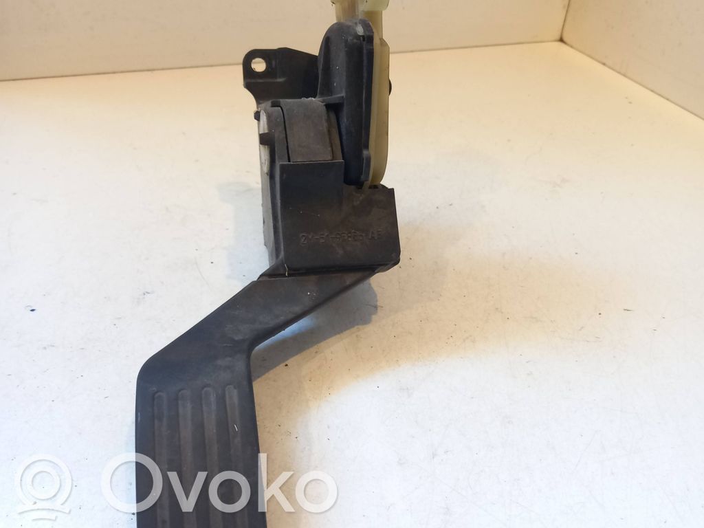 Gaspedal   2M519F836AE