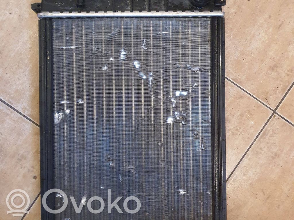 BMW 5 E34 Aušinimo skysčio radiatorius 