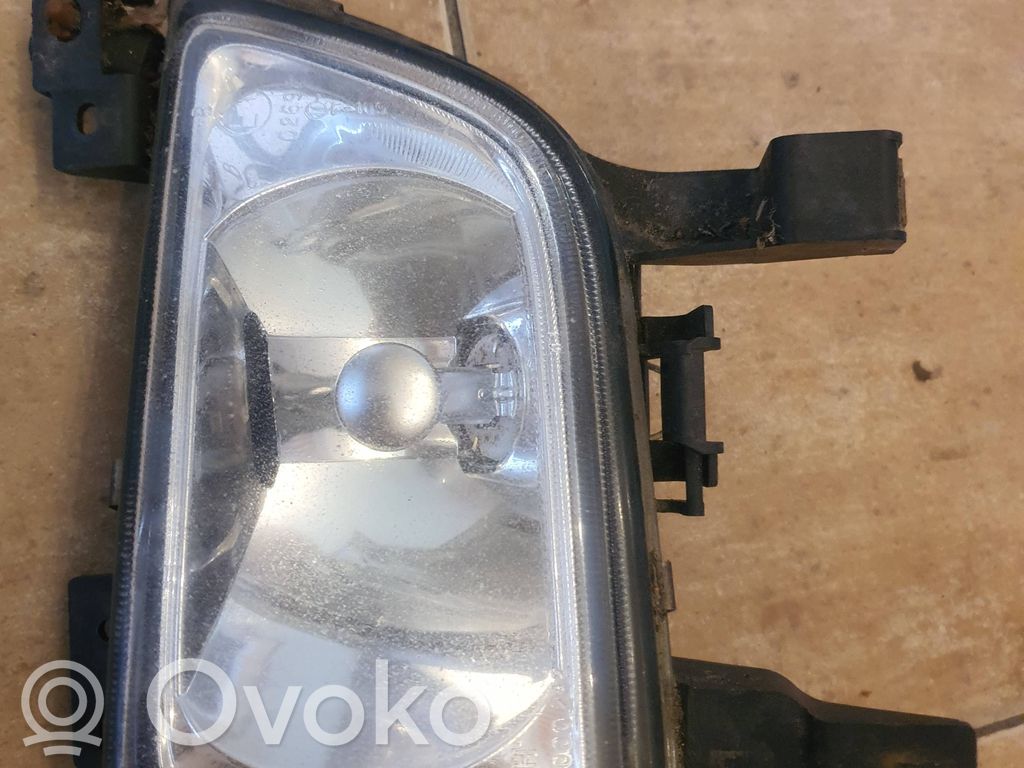Etusumuvalo   LE97A116,B25G51690C,F014000048