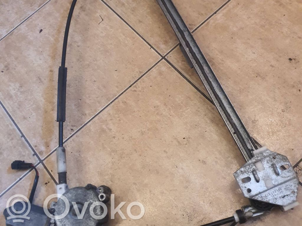 Volkswagen Multivan T4 Elektryczny podnośnik szyby drzwi przednich 