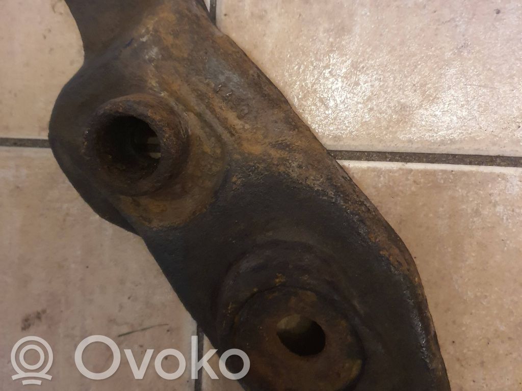 Volkswagen Transporter - Caravelle T4 Odbój amortyzatora przedniego 