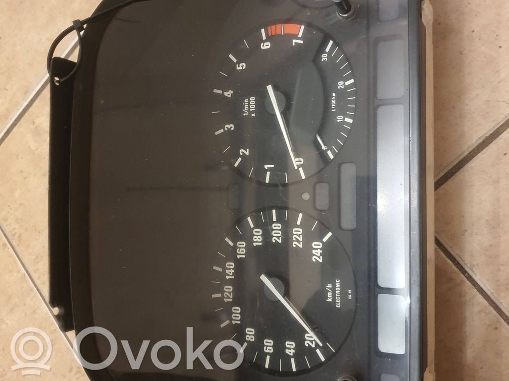 Speedometer (instrument cluster)   88311151,11008432020,6211138957