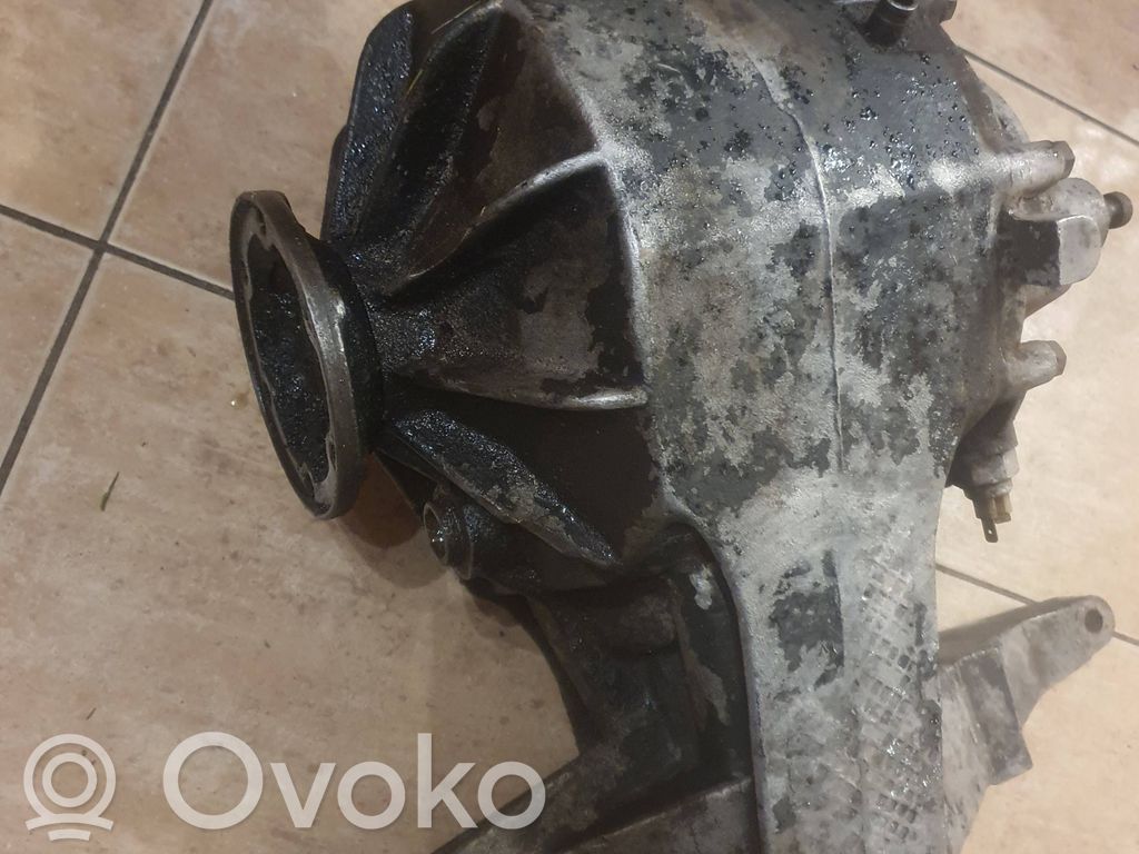 Tylny mechanizm różnicowy   857525131,MGK