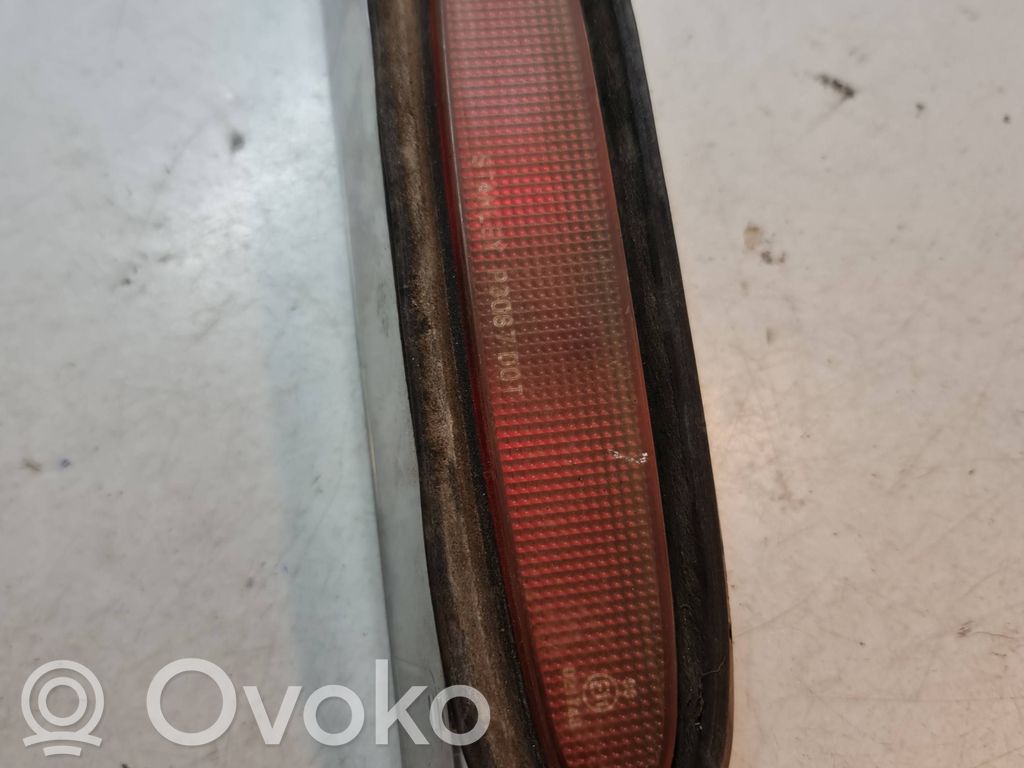 Mazda 3 I Third/center stoplight 