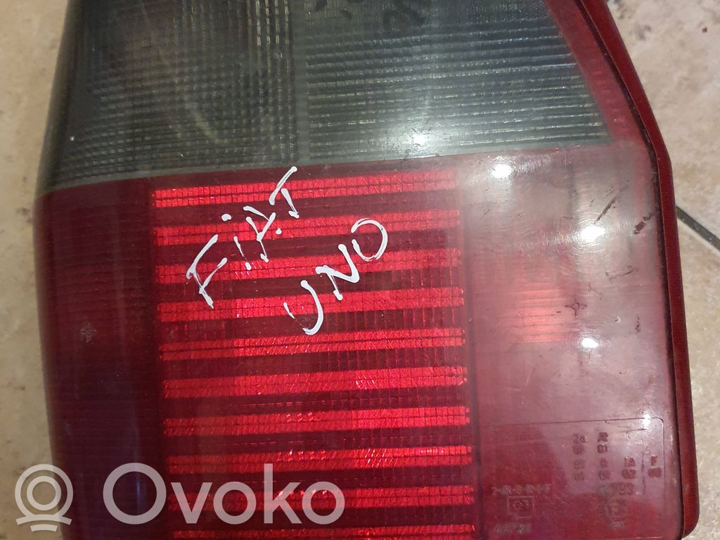 Fiat Uno Luces portón trasero/de freno 