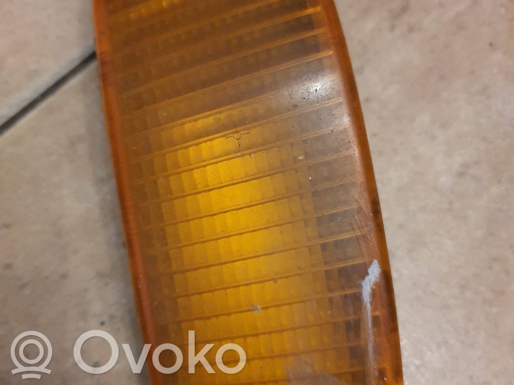 Audi 80 90 B3 Front indicator light 