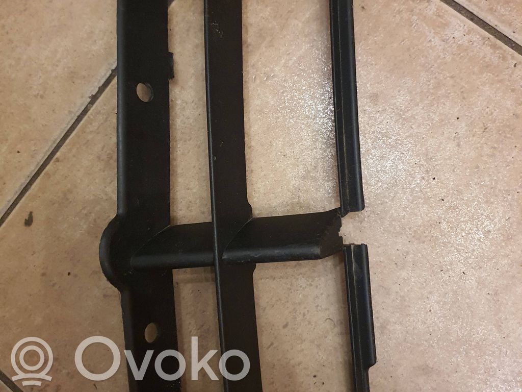 Front bumper lower grill   21510