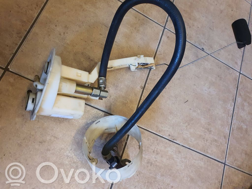 Audi 100 S4 C4 Sensor de nivel de combustible 