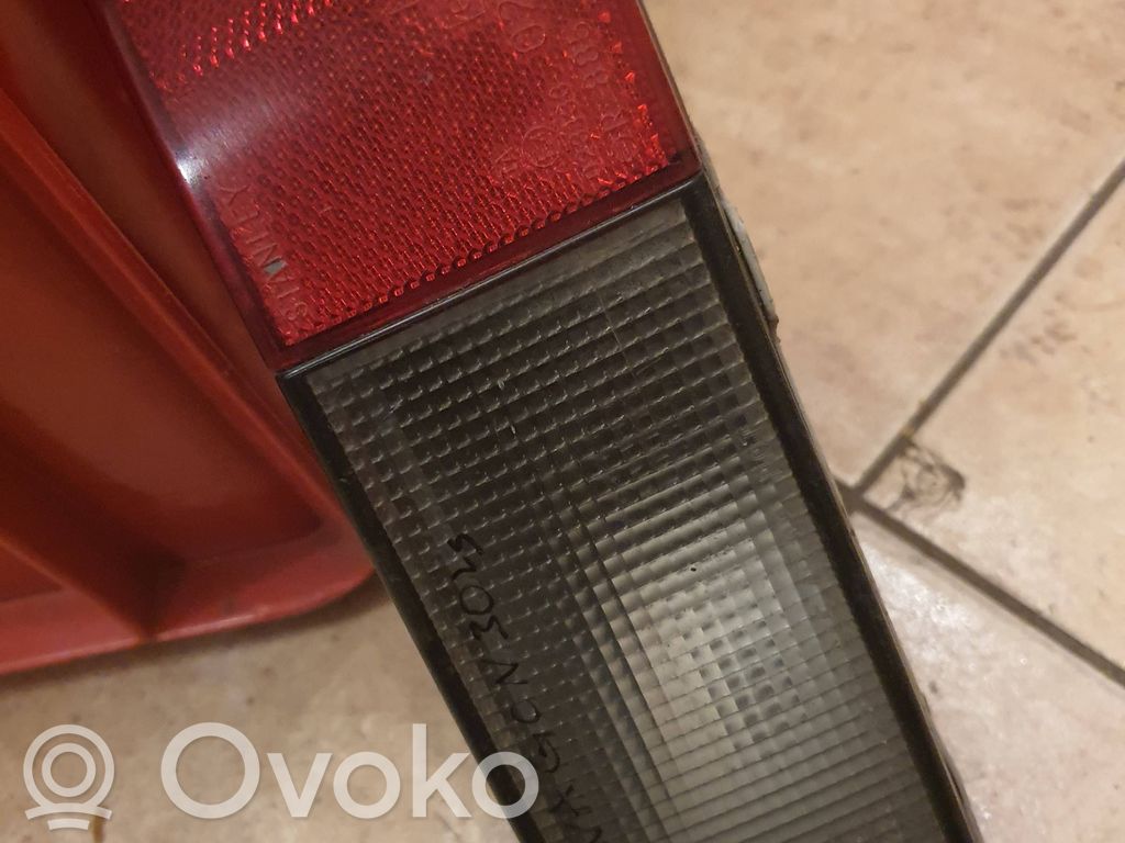 Mitsubishi Space Wagon Rear fog light 
