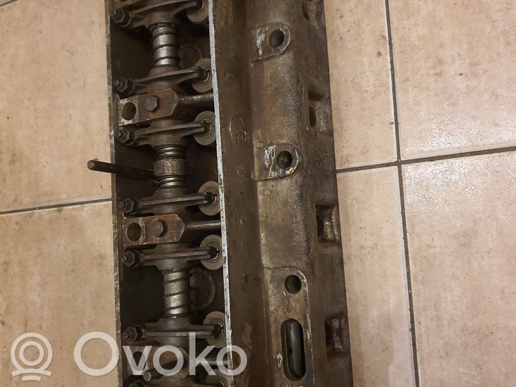 Engine head   AK52,41243